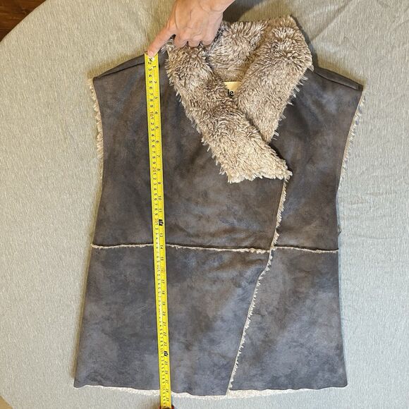DYLAN Grey Size Large Faux Shearling Suede/Fur Very Soft Vest Womens - Picture 8 of 13
